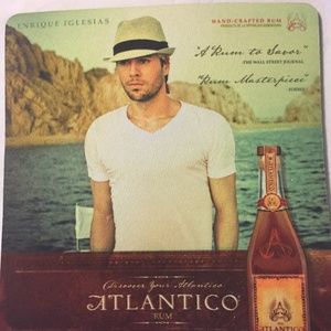 mouse pad>> enrique iglesias